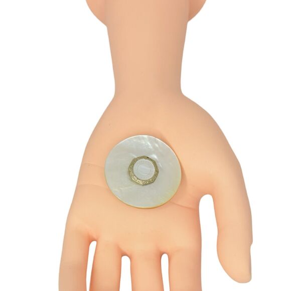 Vintage Mother Of Pearl Large Button 1.5” Artesian Brooch Pin - Picture 8 of 9